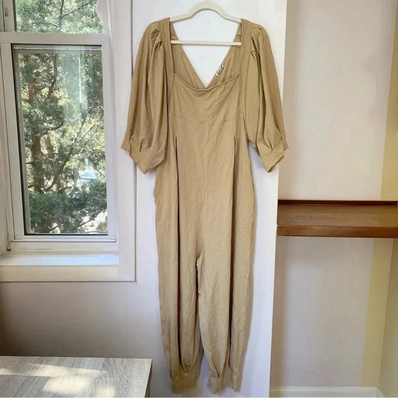 New Free People Lotta Love Jumpsuit Romper Onesie Puff Sleeve in Tan Brown Small - Picture 3 of 12